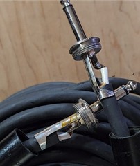 Peavey Speaker Wire 50ft 14 AWG with Neutrik Connectors Black and Silver
