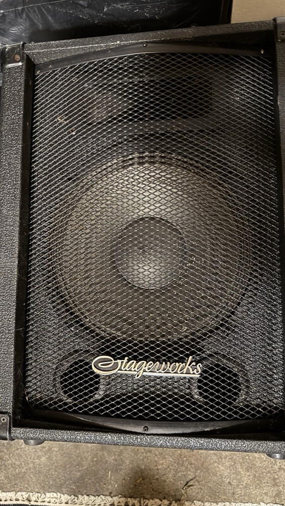 Stageworks LG-10 ~ Full Range Cabinet Speaker ~ 8 ohms 60W RMS ~ Pair
