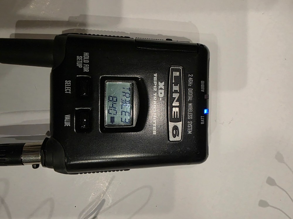 Line 6 XD-V70HS Digital Wireless Microphone System