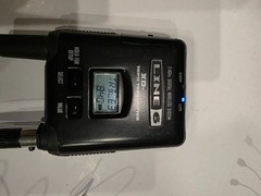Line 6 XD-V70HS Digital Wireless Microphone System