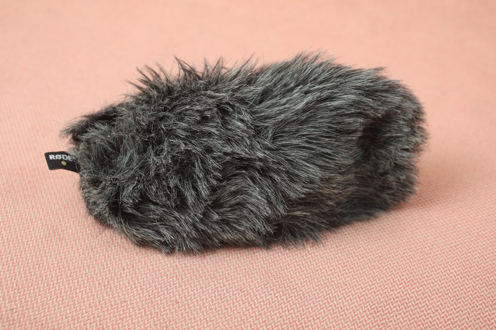 Rode DeadCat VMPR Artificial Fur Wind Shield – windshield for VIDEOMICPRO