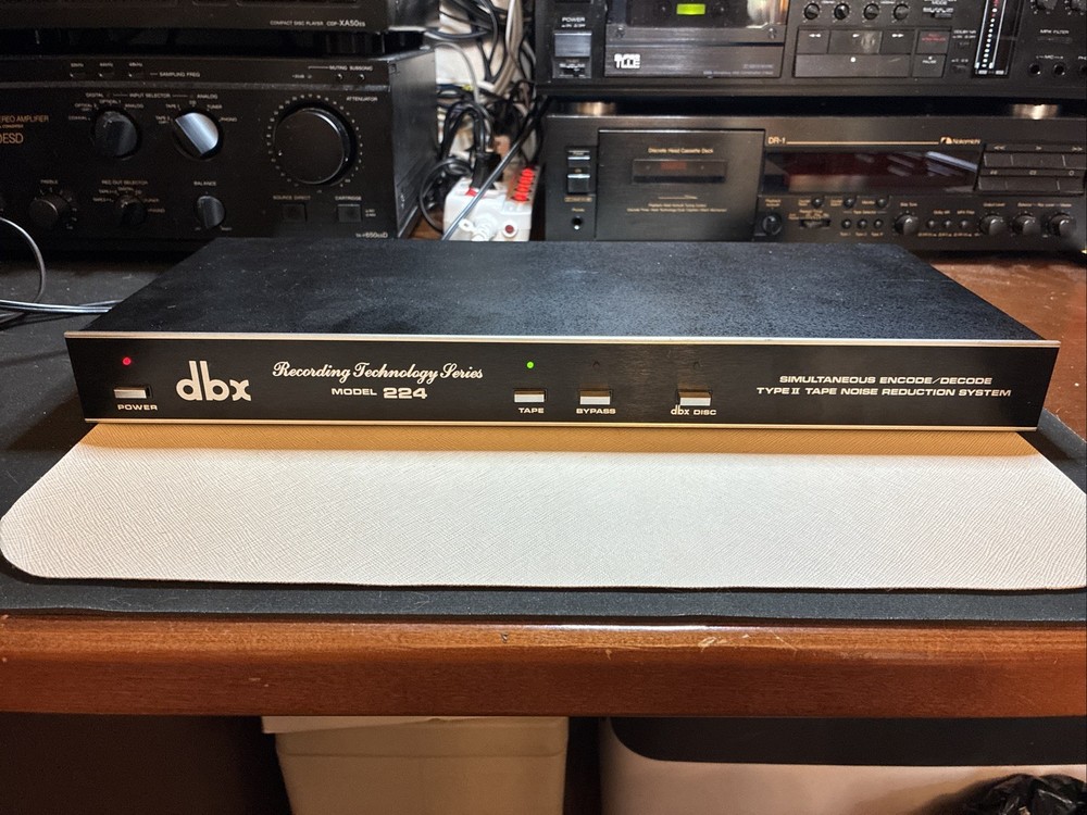 DBX Model 224 Tape Noise Reduction System. Fully functional, 110/220v