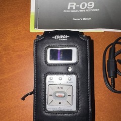 Roland Edirol Stereo R-09 24 bit Wave MP3 Recorder & accessories shown
