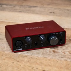 Focusrite Scarlett Solo (3rd Gen) USB Audio Interface Studio Recording U284726
