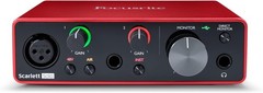 Scarlett Solo 3rd Gen USB Audio Interface for Guitarists, Vocalists, Podcaste…