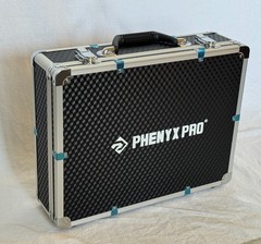 Phenyx Pro PAS-227X Antenna Combiner System 4-Ch 450-900MHz w/ Hard Flight Case