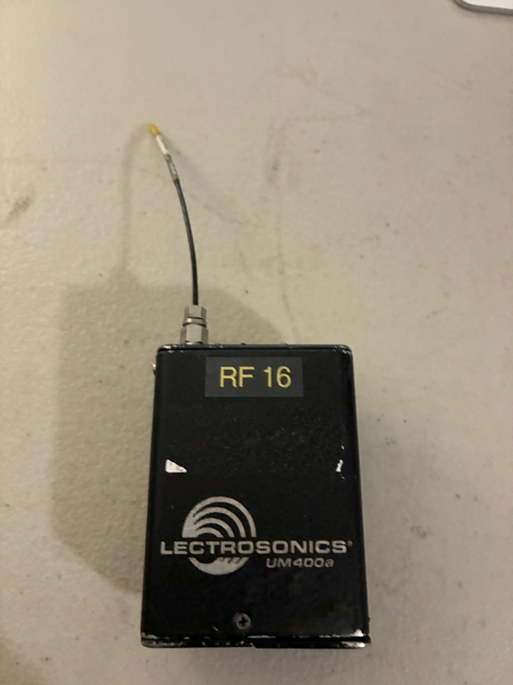 Lectrosonics UM400a Digital Hybrid Transmitter- Block 24( 614-639 Mhz) #16