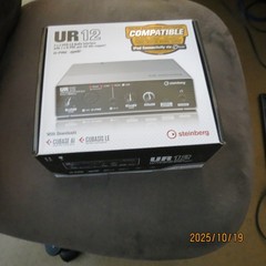 Steinberg UR12 USB Audio I/O (XLR in, HI-Z in) D-PRE’s w/Cubase AI