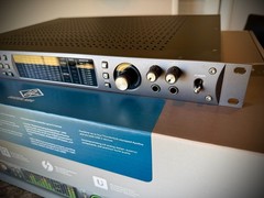 Universal Audio Apollo x8 Gen 1 Thunderbolt Audio Interface – Mint, Org Pkg
