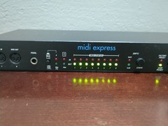 Mark of the Unicorn MOTU Midi Express XT MIDI Interface PC MAC