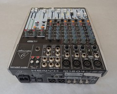 Behringer Xenyx Q1204USB 8-CH 12-Input 2/2 Bus Analog Mixer