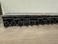 Behringer MDX 4400 Multicom Pro Audio Interactive Quad Dynamics Processor
