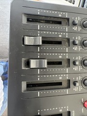 Yamaha MD4 Digital Recorder Console 4 Tracks 2-Band EQ RCA 1/4″ Inputs Studio