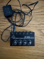 Behringer MicroAMP HA400 4-Channel Stereo Headphone Amp Black 12V w/ Adapter