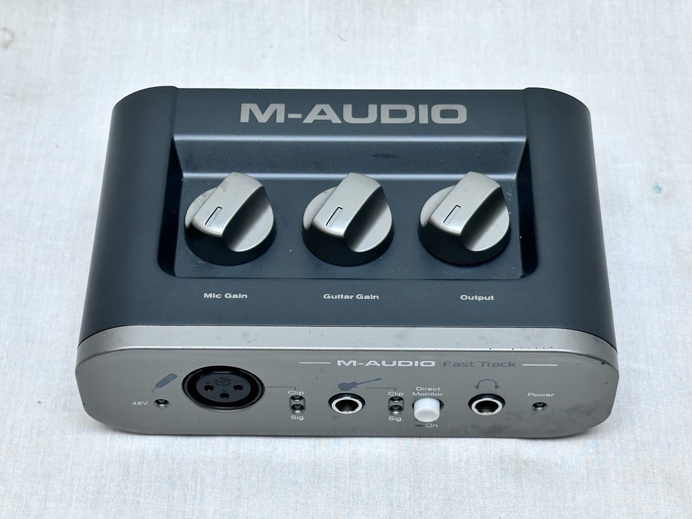 M-Audio Fast Track ML03-00454 Digital Audio Recorder