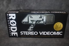 Rode Stereo Video Mic StereoVideoMic SVM New Dealer Microphone DSLR