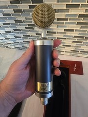 Blue Microphones Baby Bottle SL Large Diaphragm Condenser Mic In Wooden Box