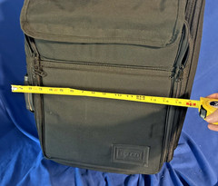 Padded Wheeled „Pelican“ Case by JELCO – AV equipment rolling case
