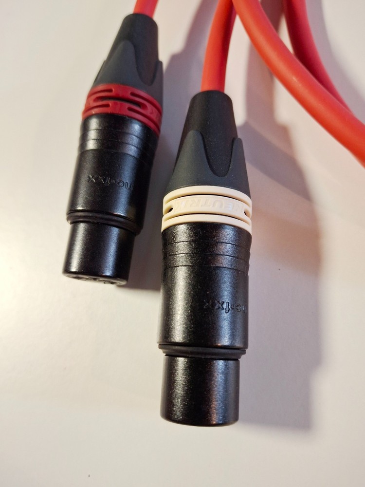 XLR Balanced Interconnect Cable (1m) PAIR – MOGAMI Wire NEUTRIK – RED/BLACK