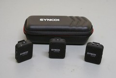 SYNCO G1 A2 2.4GHz Wireless Lavalier Microphone System 1 Receiver 2 Transmitter