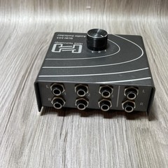 Hosa Technology SLW-333 Audio Switcher, Model SLW-333, MPN SLW-333