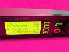 Shure UR4D Dual Wireless Studio Receiver – G1 Band – 470-530 MHz